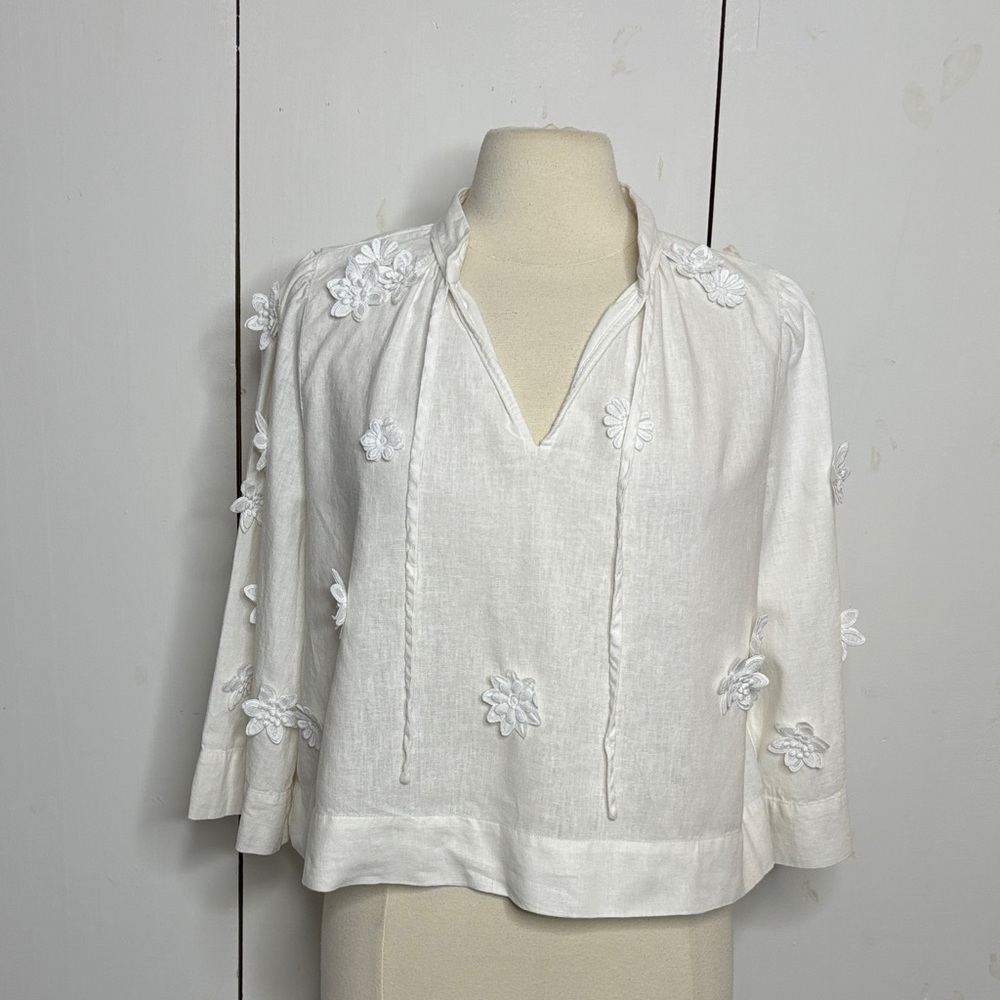 Loft white floral applica linen blend modern tie neck blouse size Medium - Picture 2 of 8